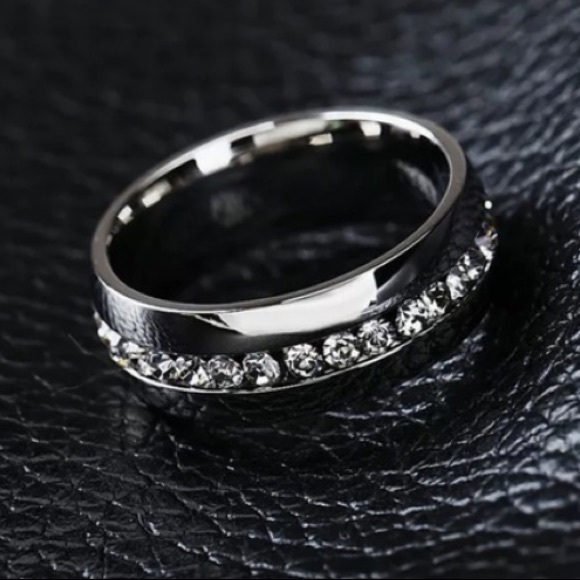 NEW 316L Stainless Steel  Titanium Men/Women TRing - Picture 4 of 5